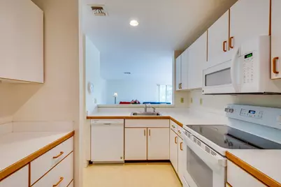 183 Oak Street #308, Newton, MA 02464 - Photo 11