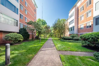 183 Oak Street #308, Newton, MA 02464 - Photo 23