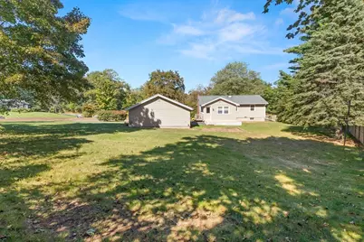 163 Center St, Groveland, MA 01834 - Photo 29