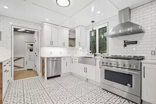203 Winn St, Burlington, MA 01803 - Photo 7