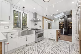 203 Winn St, Burlington, MA 01803 - Photo 5