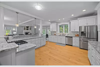 75 Spring St, Shrewsbury, MA 01545 - Photo 5
