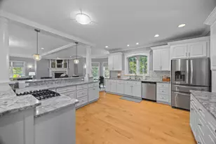 75 Spring St, Shrewsbury, MA 01545 - Photo 5