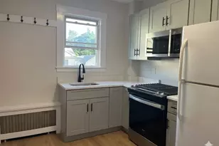3 Warren St, Danvers, MA 01923 - Photo 1