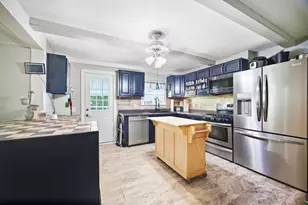 43 Mechanic St, Warren, MA 01083 - Photo 17