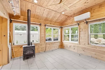 52 Central Ave, Ayer, MA 01432 - Photo 19