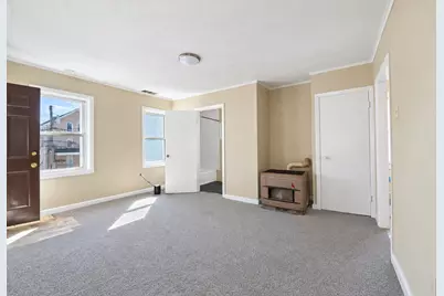 64 Tremont St, Fall River, MA 02720 - Photo 15