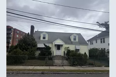 19 Brookdale Rd, Arlington, MA 02474 - Photo 1