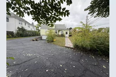 19 Brookdale Rd, Arlington, MA 02474 - Photo 3
