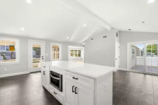 36 MacArthur Blvd, Danvers, MA 01923 - Photo 15