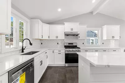 36 Macarthur Blvd, Danvers, MA 01923 - Photo 13