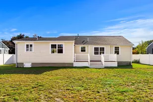 36 MacArthur Blvd, Danvers, MA 01923 - Photo 7