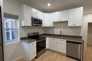 23 Fleet St, Boston, MA 02113 - Photo 1