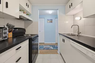 220 Bedford St #E11, Bridgewater, MA 02324 - Photo 9