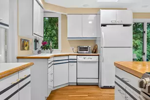 130 Moss Hill Rd, Boston, MA 02130 - Photo 15