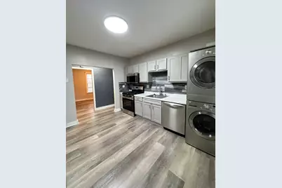 39 Oakwood St #1, Boston, MA 02124 - Photo 5