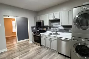 39 Oakwood St, Boston, MA 02124 - Photo 5