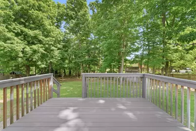 5 Tuckoosa Cir, Bridgewater, MA 02324 - Photo 9