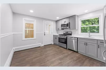 5 Tuckoosa Cir, Bridgewater, MA 02324 - Photo 13