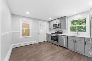 5 Tuckoosa Cir, Bridgewater, MA 02324 - Photo 13