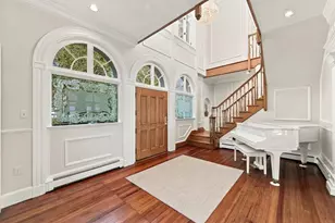 352 Atlantic Ave, Marblehead, MA 01945 - Photo 7