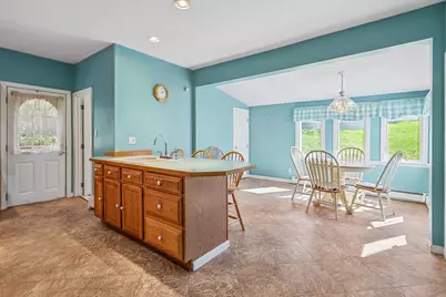 9 Columbus Ave, Lawrence, MA 01841 - Photo 7