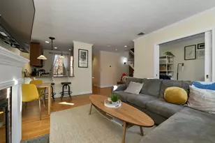 6 Grove St, Boston, MA 02114 - Photo 3