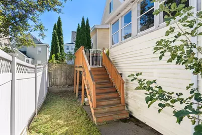 91 Heath St, Somerville, MA 02145 - Photo 33