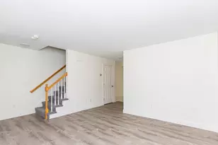 292 Chestnut St, North Attleboro, MA 02760 - Photo 3