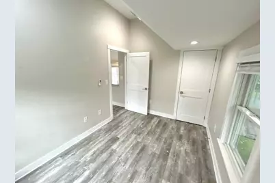 32 Jefferson St #1, Cambridge, MA 02141 - Photo 17
