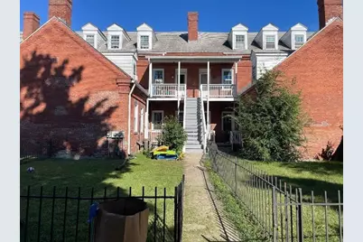 11 Center Street, Holyoke, MA 01040 - Photo 7