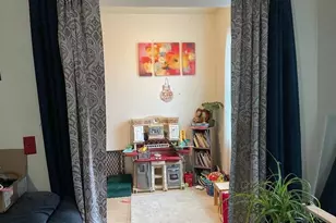 11 Center St, Holyoke, MA 01040 - Photo 15