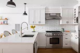 22 Appleton St, Boston, MA 02116 - Photo 1
