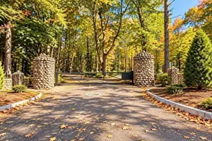 142 Springfield St, Springfield, MA 01107 - Photo 35