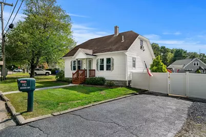 24 Lakeview Ave, Taunton, MA 02780 - Photo 3