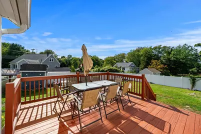 24 Lakeview Ave, Taunton, MA 02780 - Photo 5