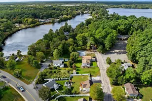 24 Lakeview Ave, Taunton, MA 02780 - Photo 9