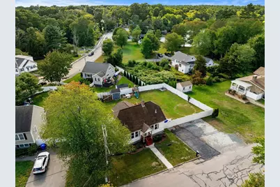 24 Lakeview Ave, Taunton, MA 02780 - Photo 39
