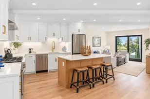 13 Hammond St, Gloucester, MA 01930 - Photo 7