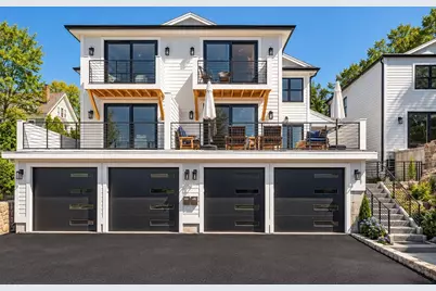 13 Hammond Street #1, Gloucester, MA 01930 - Photo 3