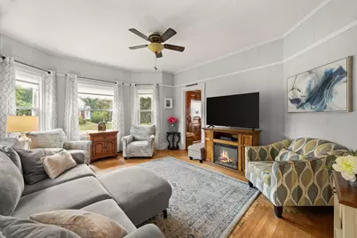 19 Whidden Ave, Whitman, MA 02382 - Photo 5