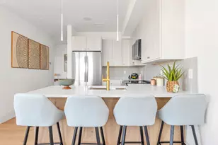 34 Oak St, Boston, MA 02136 - Photo 3