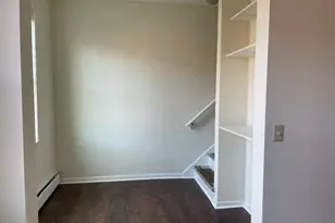 13 Center St, Holyoke, MA 01040 - Photo 19