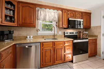 9 Parker Rd, Groveland, MA 01834 - Photo 11