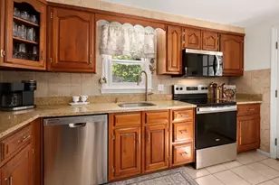 9 Parker Rd, Groveland, MA 01834 - Photo 11