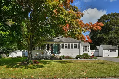 9 Parker Rd, Groveland, MA 01834 - Photo 3
