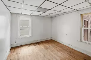 7 Preston St, Worcester, MA 01610 - Photo 25