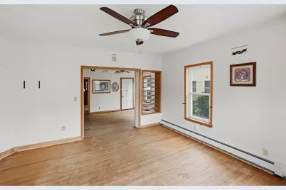 7 Preston St, Worcester, MA 01610 - Photo 11