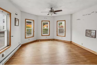 7 Preston St, Worcester, MA 01610 - Photo 9