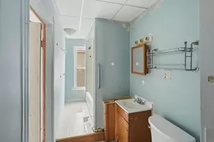 7 Preston St, Worcester, MA 01610 - Photo 31